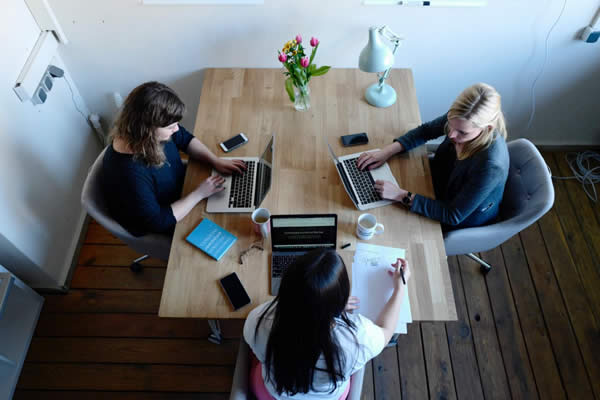 WHY AMAZON'S FEATURES CAN HELP YOUR BUSINESS