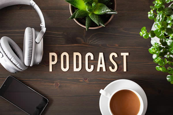 You are currently viewing HOW CAN A PODCAST HELP YOUR SMALL BUSINESS?